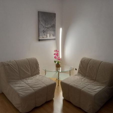 Apartment Near Downtown Wenen Buitenkant foto